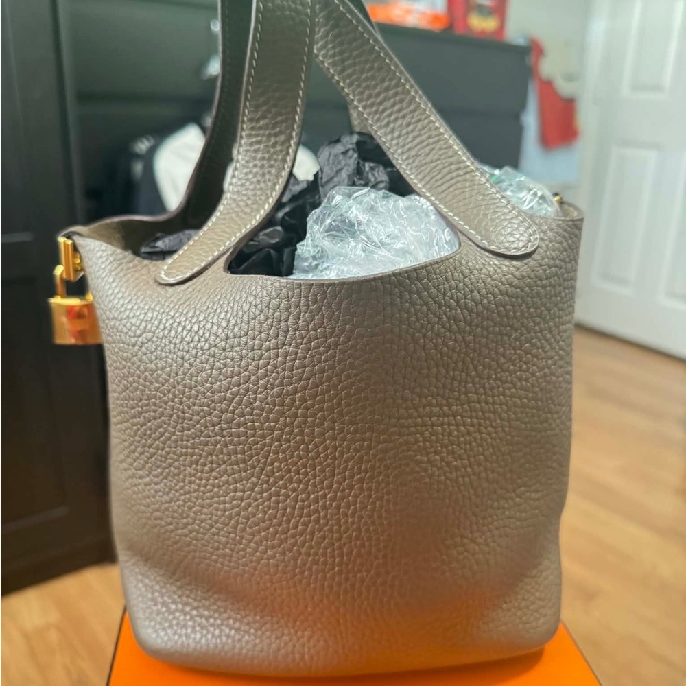 Hermes picotin 18 etoupe with gold hardware